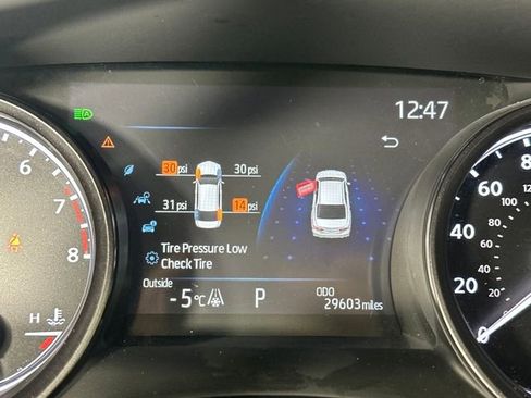 Used 2024 Toyota Camry SE image 18