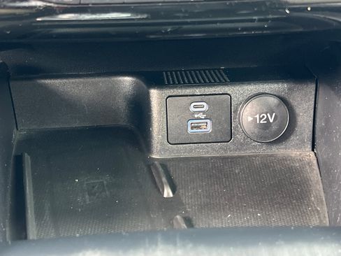 Used 2022 Ford Escape Titanium w/ Titanium Elite Package image 32