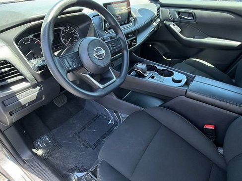 Used 2024 Nissan Rogue S AWD/4WD image 10