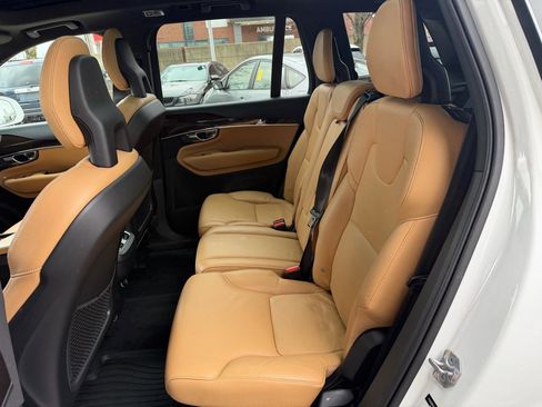 Used 2017 Volvo XC90 T6 Momentum w/ Vision Package image 15