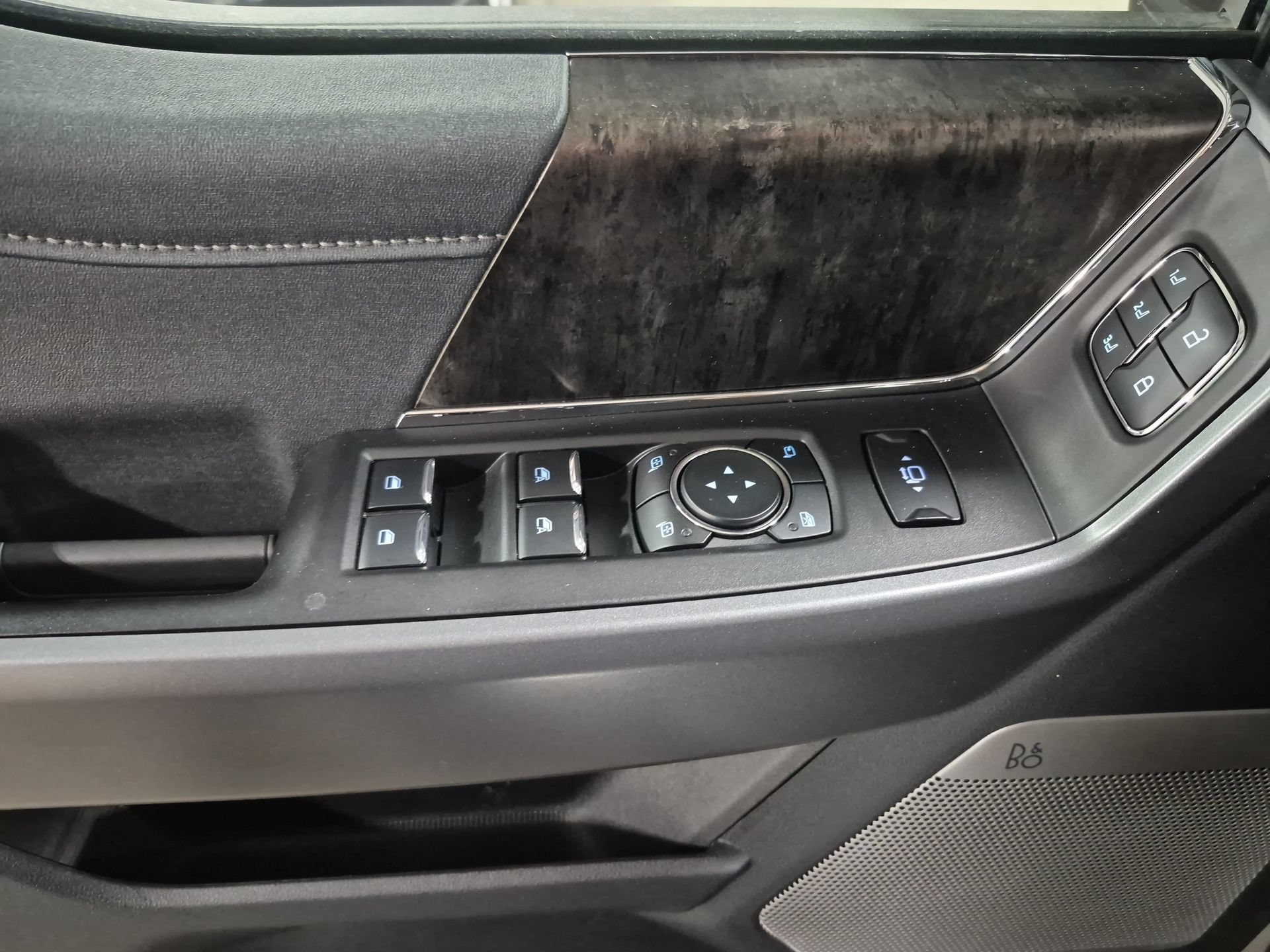 Used 2026 Ford F250 Lariat AWD/4WD image 23