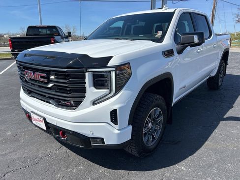 Used 2025 GMC Sierra 1500 AT4 AWD/4WD image 18