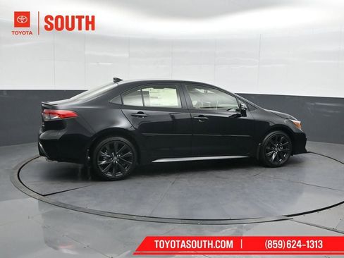 New 2026 Toyota Corolla SE w/ SE Premium Package image 3