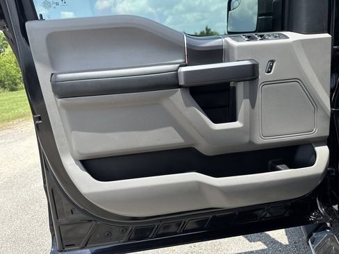 Used 2020 Ford F150 XLT w/ Equipment Group 302A Luxury RWD image 10
