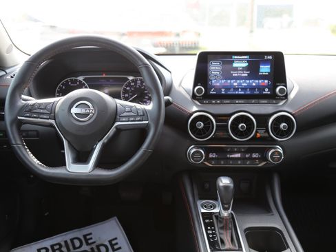 Used 2024 Nissan Sentra SR w/ SR Premium Package image 6