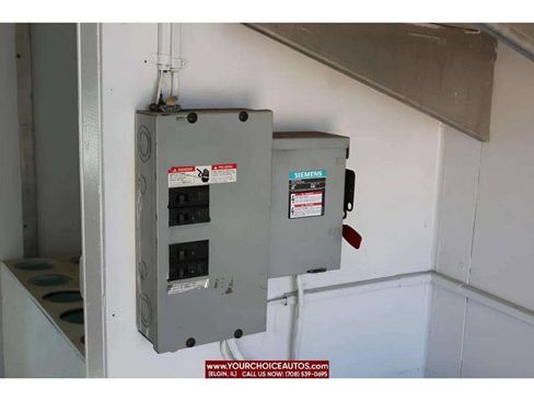 Used 1997 Ford E-350 and Econoline 350 image 27