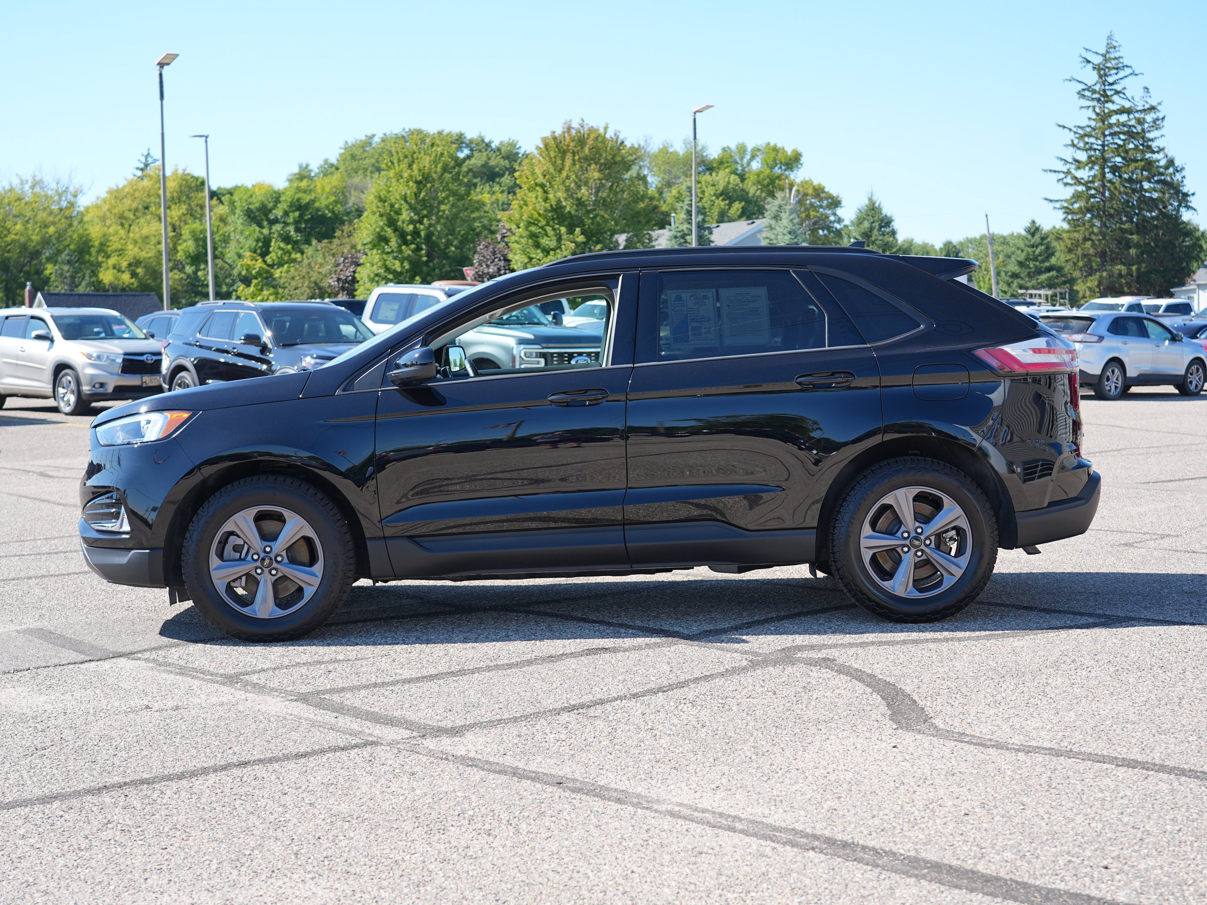 Used 2024 Ford Edge SEL w/ Sport Appearance Package AWD/4WD image 7