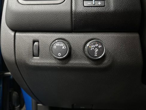 Used 2021 Chevrolet Colorado ZR2 image 35