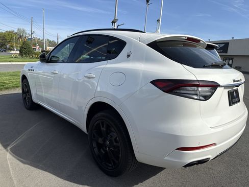 Certified 2022 Maserati Levante GT image 7