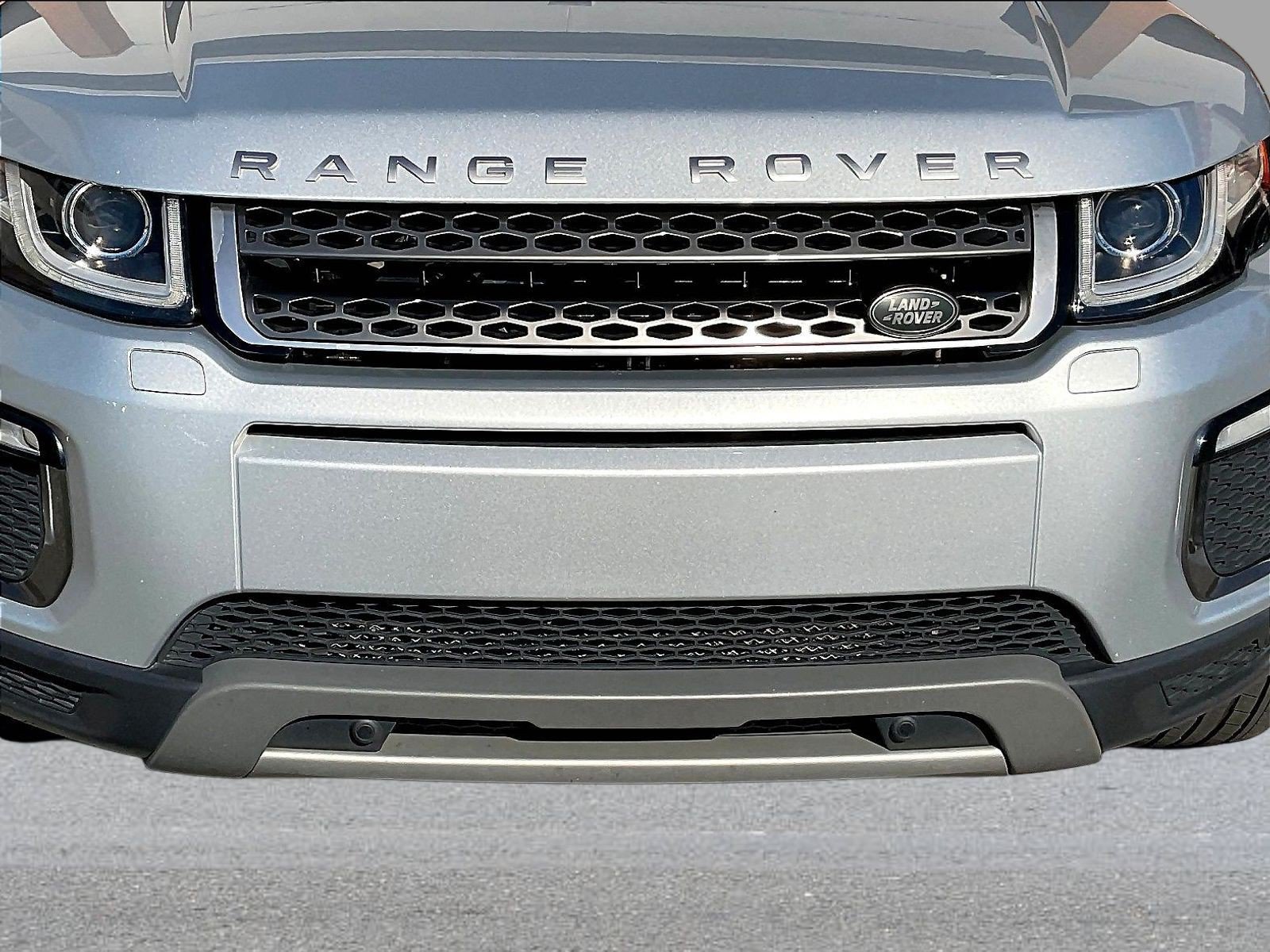Used 2017 Land Rover Range Rover Evoque HSE AWD/4WD image 35