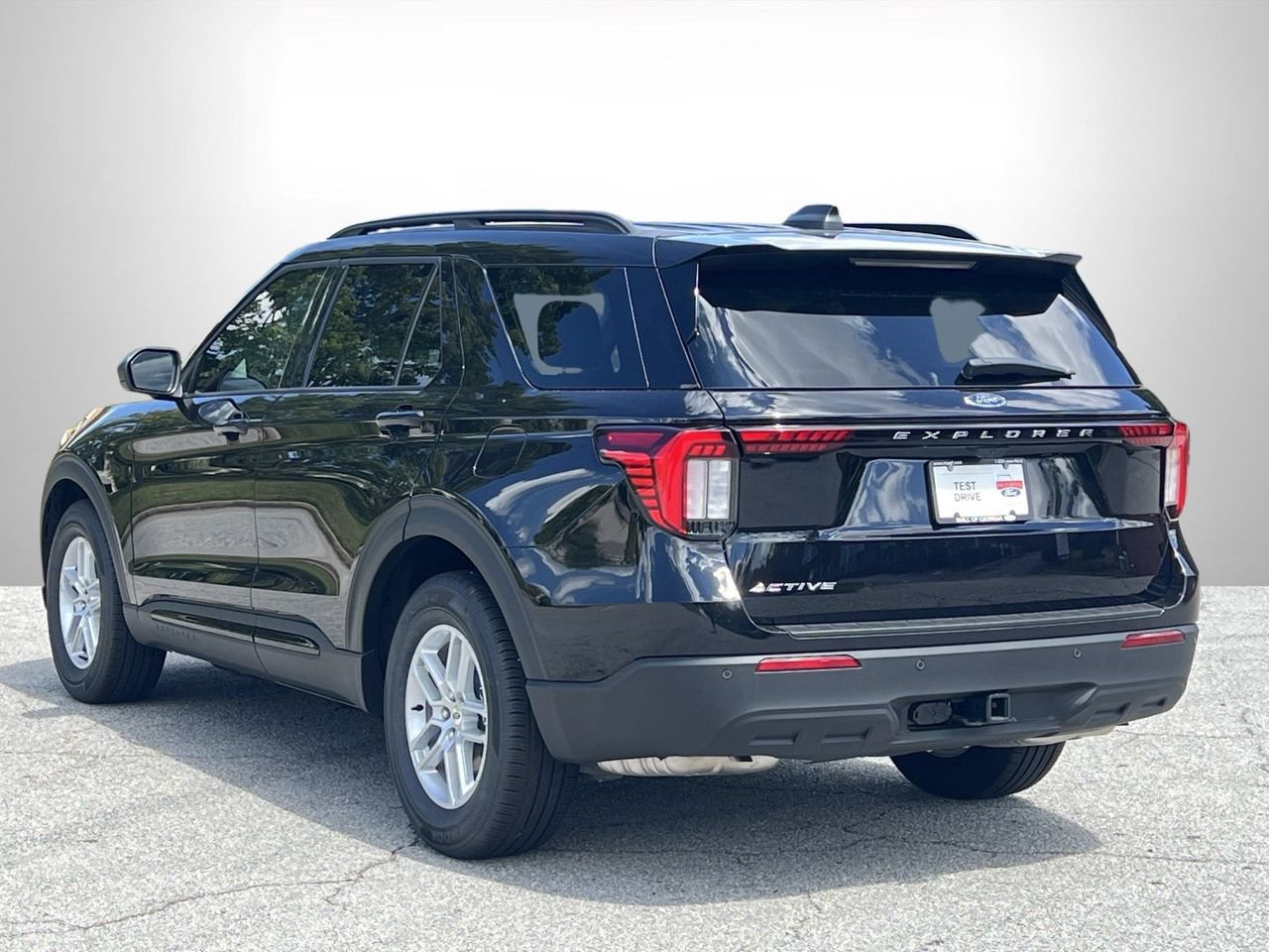 New 2026 Ford Explorer Active RWD image 21