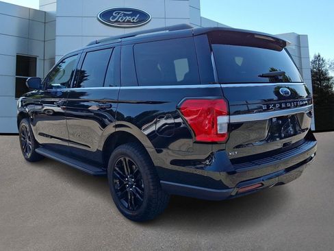 Certified 2024 Ford Expedition XLT AWD/4WD image 5