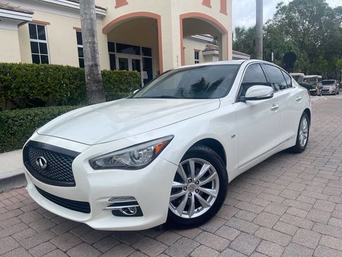 Used 2016 INFINITI Q50 Premium image 2