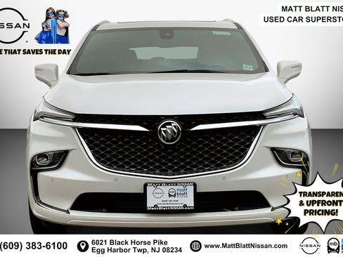 Used 2023 Buick Enclave Avenir AWD/4WD image 2