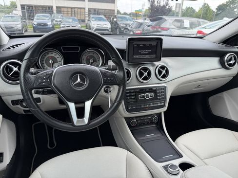 Used 2015 Mercedes-Benz GLA 250 4MATIC image 15