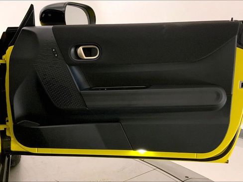 Certified 2025 MINI Cooper S image 25