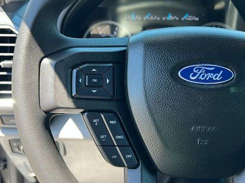 Certified 2018 Ford F250 XLT w/ XLT Premium Package AWD/4WD image 20