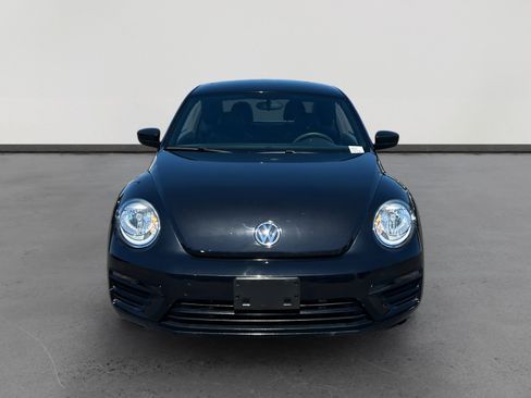 Used 2017 Volkswagen Beetle 1.8T S FWD image 8