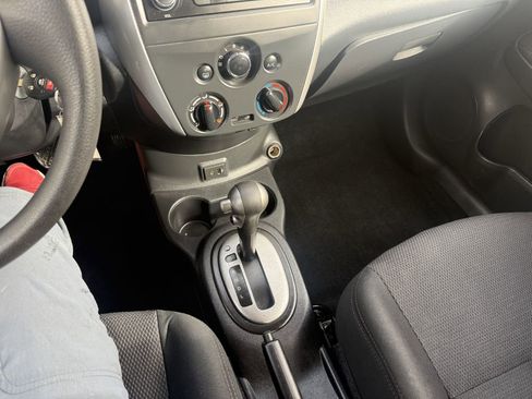 Used 2017 Nissan Versa SV image 10
