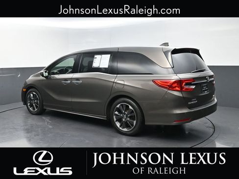 Used 2022 Honda Odyssey Elite image 7