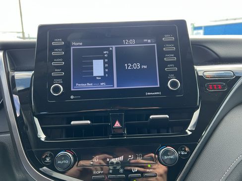 Used 2024 Toyota Camry SE image 27