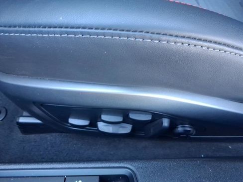 Used 2025 Porsche 911 Carrera GTS image 6