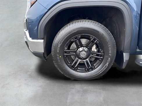 Used 2022 GMC Sierra 1500 SLT w/ SLT Convenience Package image 42