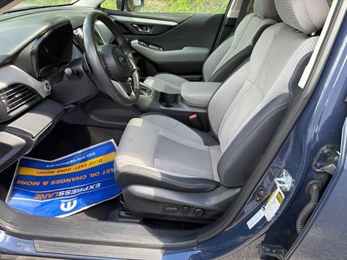 Used 2024 Subaru Outback Premium AWD/4WD image 14