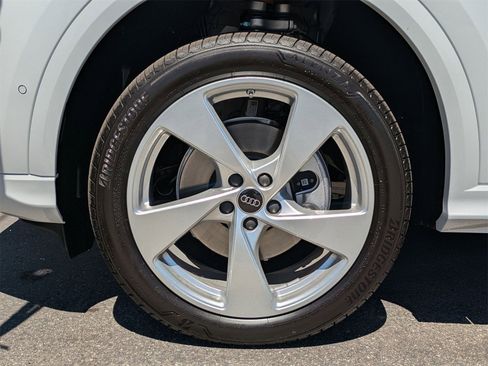 New 2025 Audi Q5 Premium Plus image 13