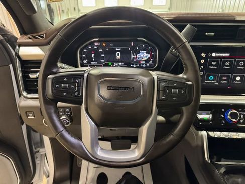 Used 2024 GMC Sierra 2500 Denali w/ Denali Reserve Package AWD/4WD image 13