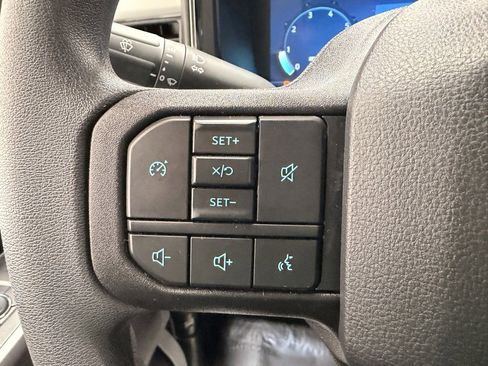 Used 2025 Ford F350 XLT w/ Black Appearance Package image 40