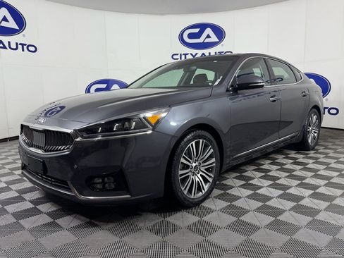 Used 2018 Kia Cadenza Technology image 29