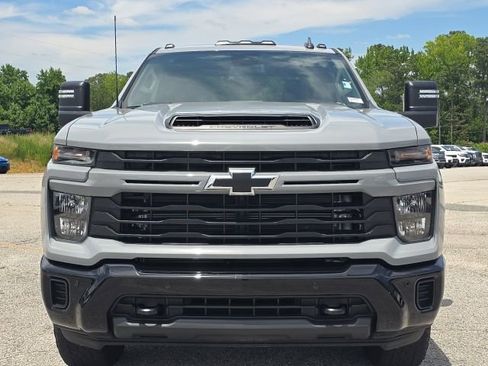 Used 2025 Chevrolet Silverado 2500 Custom w/ Custom Value Package AWD/4WD image 8