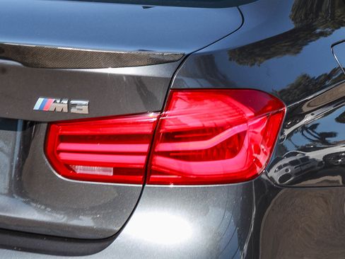 Used 2016 BMW M3 RWD image 7