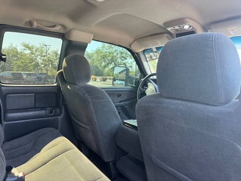 Used 2003 Chevrolet Silverado 2500 4x4 Extended Cab image 15