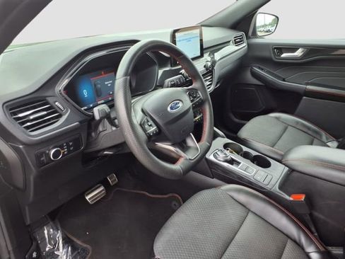 Used 2023 Ford Escape ST-Line image 16