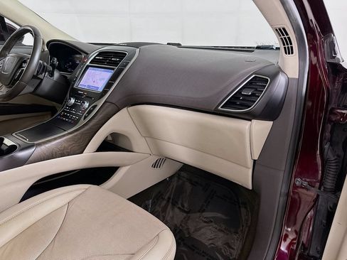 Used 2020 Lincoln Nautilus Reserve FWD image 35