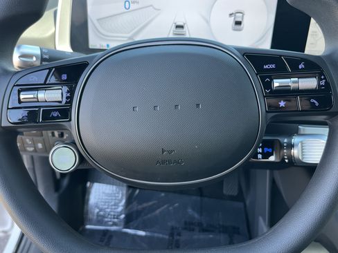Certified 2025 Hyundai Ioniq 6 SE RWD image 18