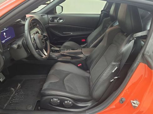 Used 2024 Nissan Z Performance w/ Heritage Edition image 12