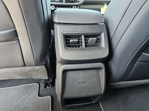 New 2025 Chevrolet Equinox EV RS image 18