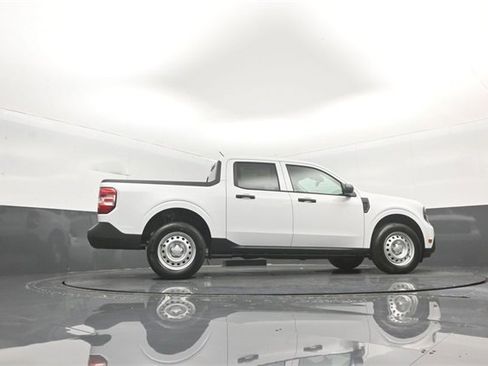 New 2026 Ford Maverick XL image 38