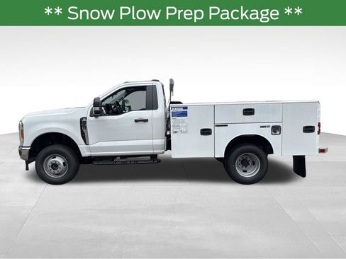 New 2026 Ford F350 XL w/ XL Chrome Package AWD/4WD image 2