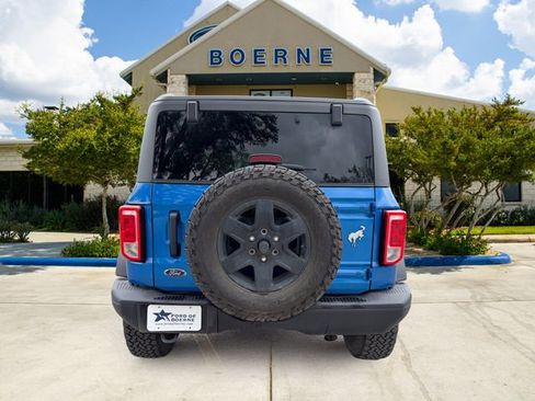 Used 2023 Ford Bronco Black Diamond AWD/4WD image 4