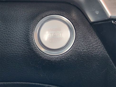 Certified 2021 Kia Telluride SX w/ SX Prestige Package image 20