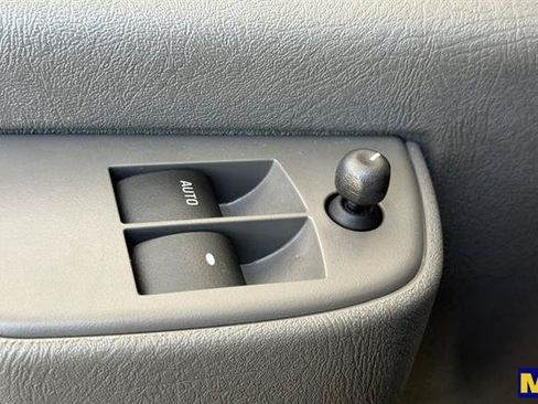 Used 2025 Chevrolet Express 2500 w/ Driver Convenience Package RWD image 12