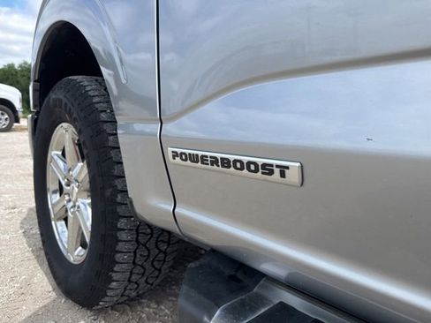 Used 2025 Ford F150 XLT w/ Equipment Group 301A Standard AWD/4WD image 8