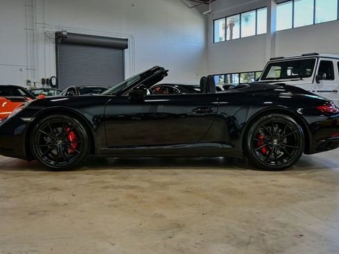 Used 2017 Porsche 911 Carrera image 6