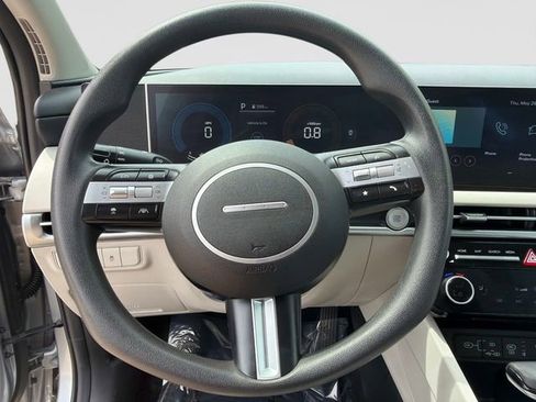 Used 2025 Hyundai Tucson SEL FWD image 26