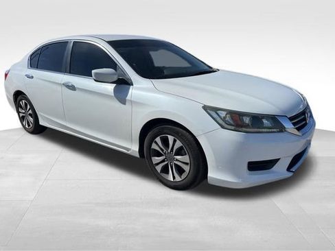 Used 2013 Honda Accord LX image 3