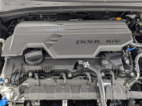 New 2026 Hyundai Elantra Sport image 10